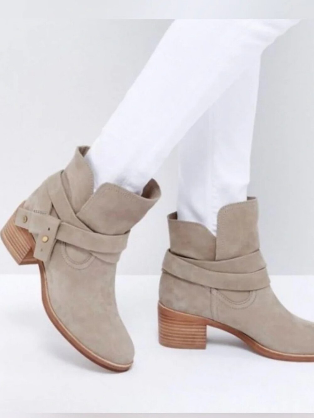 UGG  Elora Ankle Nubuck Taupe Ankle Boots, Sz 7